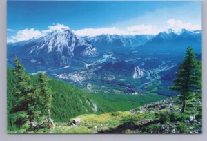 Bow Valley And Townsite From Sulphur Mountain, Banff National Park, Postcard - Bild 1 von 2