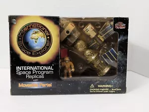 Play Vision Nasa US Space Program Soyuz Kvaut Lab Replica Figura Nuovo - Foto 1 di 5