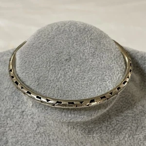 Chinese Floral Cutout Sterling Silver Bangle Bracelet - Picture 1 of 5