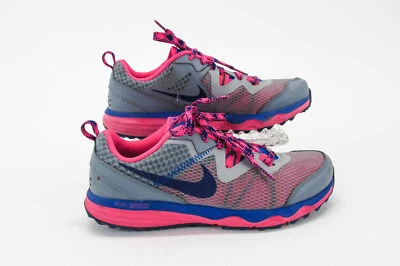 耐克女式双 Fusion Trail 尺码 9.5M 运动跑步运动鞋 预购 vq — 第 1/4 张图片