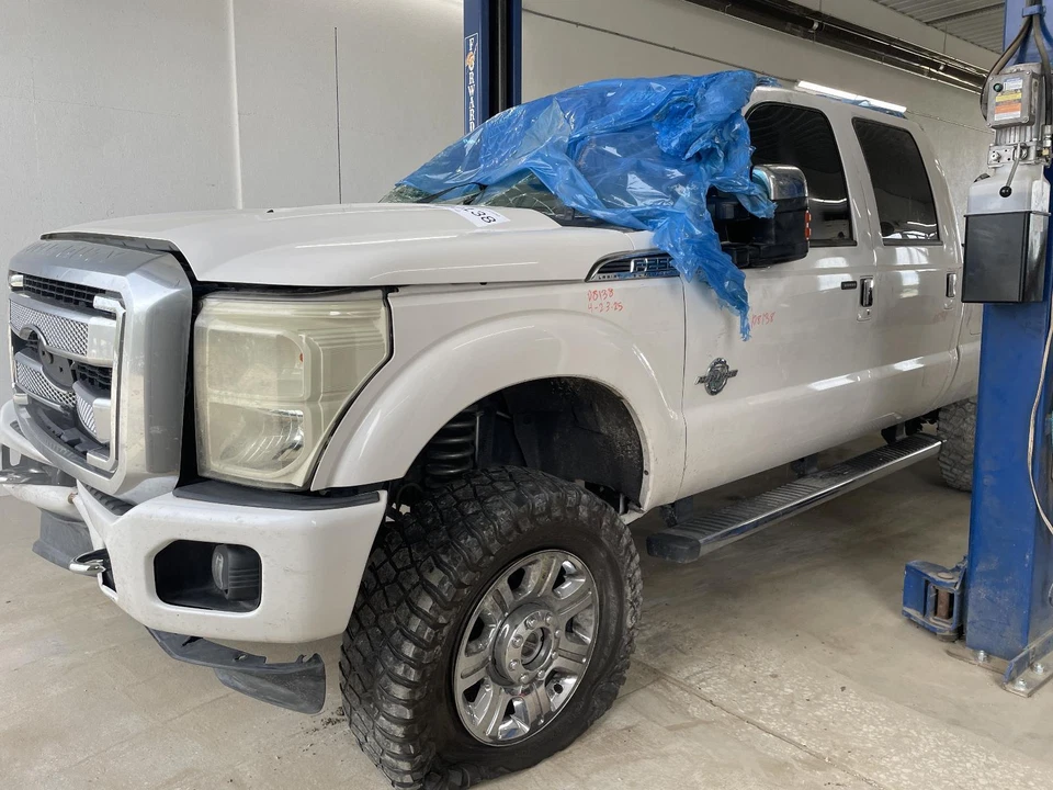 Used Fuse Box Engine fits: 2016 Ford F250SD PICKUP 6.7L diesel Grade A - Image 1 of 4