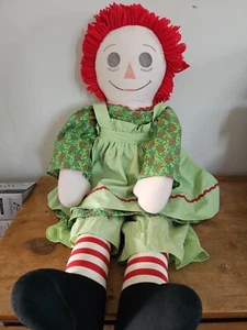 3 Ft Tall Raggedy Ann Doll Vintage - Green Apron - Bild 1 von 5