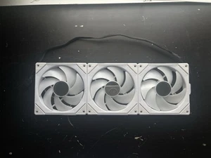 LIAN LI FAN SL INFINITY 140mm RGB BLANC LOT DE 3 PIÈCES - Photo 1/3