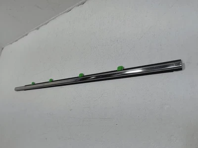 Moldura de cinturón de ventana de puerta de conductor trasero Acura MDX 2014-2020 FABRICANTE DE EQUIPOS ORIGINALES Foto 1 de 4