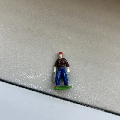 Ertl Farm Country  Hog Confinement Playset Man Worker Yr 2000 - Image 1 of 4