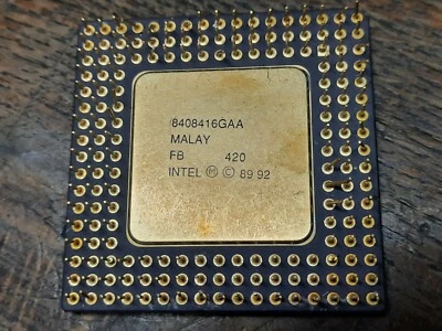 Prozessor intel Pentium i486 SX  A80486SX-33 L4200624 E5VIX SX797 INTEL '89' 92 - Bild 1 von 4