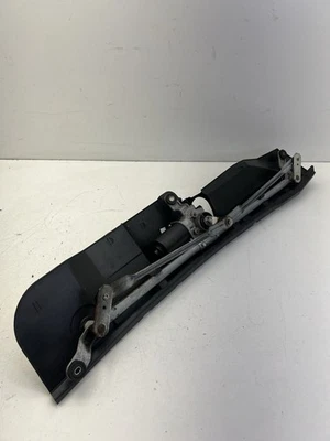 Nissan NV 2500 2018 limpiaparabrisas transmisión acoplamiento con motor/cubierta. Foto 1 de 4