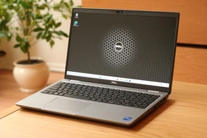 Dell Precision 3581, Core i7-13700H, 32GB, 512GB, NVIDIA RTX A1000 6GB - Afbeelding 1 van 24