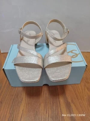 LifeStride女式凉鞋7.5米SquareToe低跟浅金色/香槟闪光 — 第 1/4 张图片