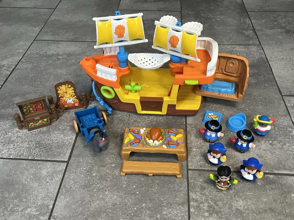 Fisher Price Little People Thanksgiving Celebration and Mayflower Set Incomplete - Image 1 of 4