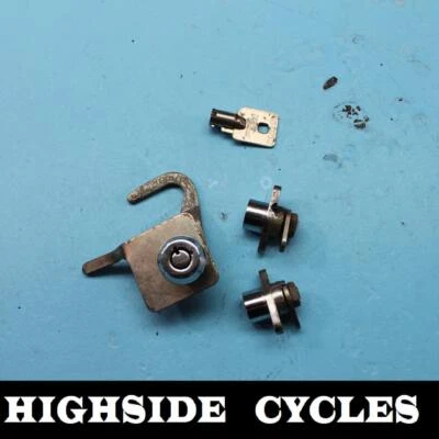 1194 99 HARLEY-DAVIDSON ELECTRA GLIDE  KEY LOCK SET SADDLEBAG TOUR - Image 1 of 2