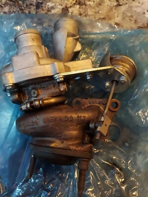 Turbocompresor GENUINO FORD-EcoBoost izquierda Motorcraft Reman D2MZ-6K682-ERM  Foto 1 de 4