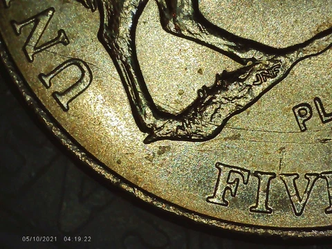 2005-P Jefferson nickel Bison Speared from the leg Die gouge / crack GEM 5c coin Cover