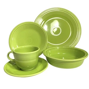 Fiesta Place Setting 5 Pc Chartreuse Post 86 Contemporary Homer Laughlin Retired - Picture 1 of 7