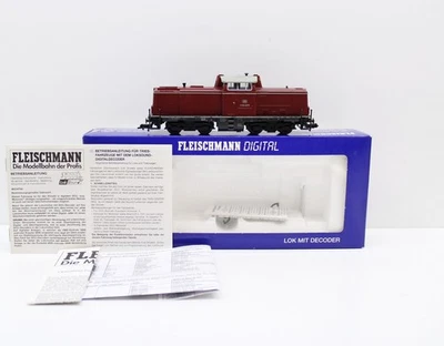 Fleischmann 74230 H0 DC Diesellok V 100 2079 DB digital ESU Loksound V3.5 lf2882 - Bild 1 von 4
