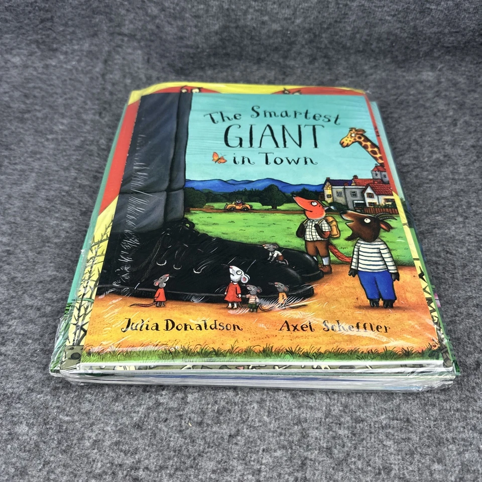 Julia Donaldson Collection 2020 (ziplock) 10 Books Gift Set