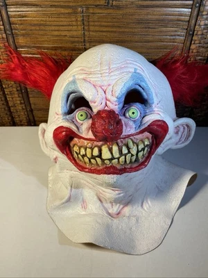 Máscara de látex Chingo el payaso". Foto 1 de 4