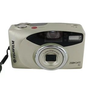 Vintage Fujifilm Zoom Date 60 35mm Film Point Shoot Camera Fujinon 35-60mm Flash - Picture 1 of 15