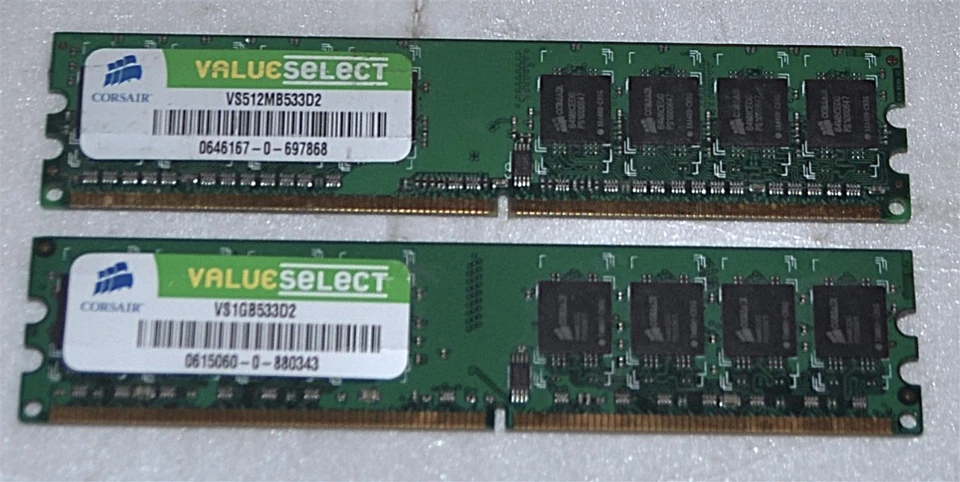 Corsair Value Select DDR2 PC-4200 512MB(1GB) Model#VS512MB533D2 SCHOOL SURPLUS - Image 1 of 1