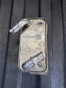 VOLVO V60  Oil Cooler 31293917 Diesel 2019 - Picture 1 of 3