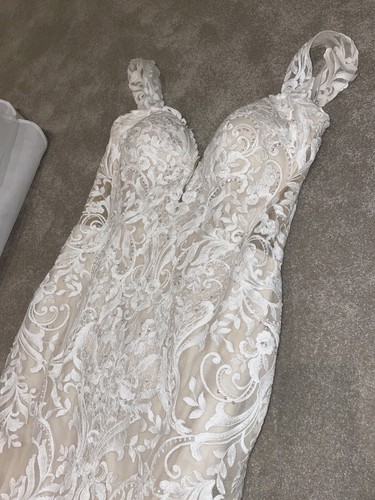 Picture 1 of 11