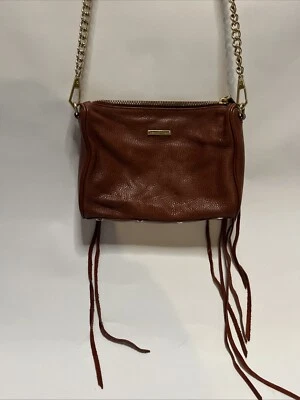 Cartera cruzada Rebecca Minkoff 4 cremalleras cuero marrón tachonado mango de cadena dorada Foto 1 de 4