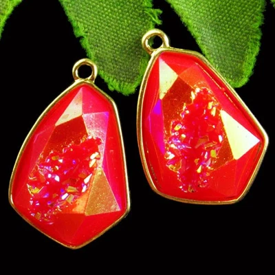 2 piezas colgante escudo ágata cristal titanio rojo facetado envuelto H93651 Foto 1 de 2