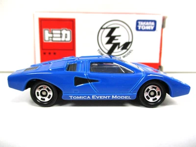 MODELO EVENTO TOMICA / TOMY - NO. 16 - LAMBORGHINI COUNTACH LP400 (AZUL) - 1/61 Foto 1 de 4