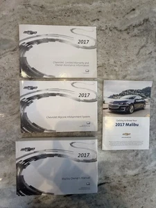 2017 Chevy Malibu Owners Manual Complete Set  - Foto 1 di 1
