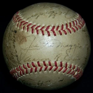 Joe DiMaggio Dickey Gordon Bonham 1946 Yankees Team Signed Baseball JSA AH LOA! - Picture 1 of 7
