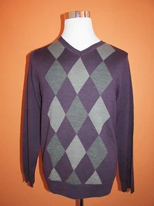 New Davis & Squire Mens Size M Plum Purple Argyle V Neck Wool Blend Sweater - Picture 1 of 9