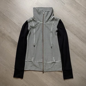 Lululemon Striped Full Zip Jacket Womens Size 4 Black White Daily Yoga Workout - Picture 1 of 8