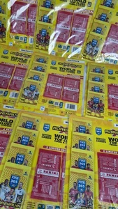 Confezione multipla 9 squadre e giocatori Panini Adrenalyn XL FIFA 365 World Top Clubs - Foto 1 di 2