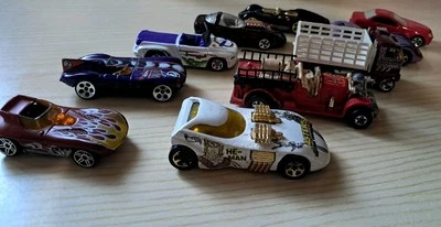 Lotto 10 Hot Wheels Anni 80-90 Old Number 5, He-man, Turbolence - Immagine 1 di 4