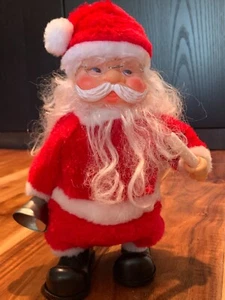 Vintage Wanderglocke läutet Weihnachtsmann auch Kerze halten c1980er - Bild 1 von 3