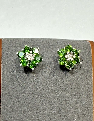 Impresionantes ~ Plata de Ley 925 - Pendientes Flor Pavé de Diópsidos y Diamantes Foto 1 de 4