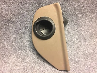 1997-05 Buick Park Avenue RH приборной панели торцевой колпачок с вентиляционной трубкой 25665367 серо-коричневый 30241 - Изображение 1 из 3