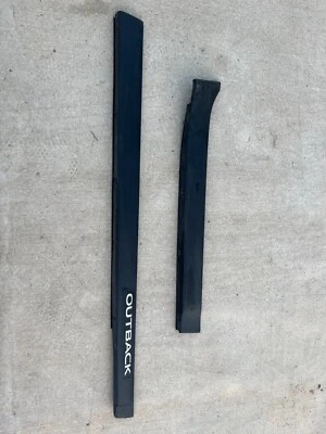 Subaru Outback 2017-2019 2,5 L puerta delantera y trasera derecha moldura OEM Foto 1 de 4