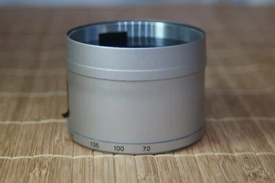 MINOLTA AF ZOOM 70-210 MM  F4,5 ( 22 )-5,6 LENS PARTS: EXTERNAL CHASSIS PART - Imagen 1 de 4