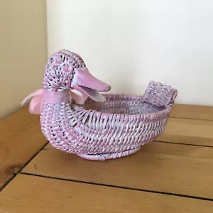 Pink Wicker Duck Planter Basket Vintage Small Rattan Decor 4" tall - Bild 1 von 6