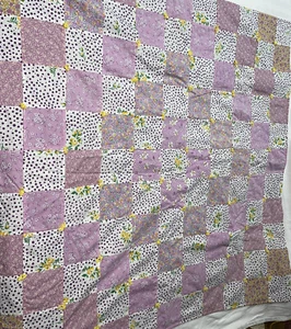 Hausgemachte Decke lila & Lavendel Blumen 43 "x 43". Baby, Schoß, Deko. U.S.A. - Bild 1 von 6