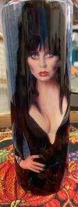 ELVIRA Mistress of th Dark 20 oz Tumbler NEW Halloween - Picture 1 of 2