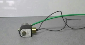 Parker Skinner Solenoid Valve 71215SN2MN00NOC111P3 ENCL & Coil - Picture 1 of 11