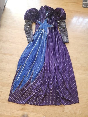 Vestido Disfraz Infantil *Mago☆☆☆Terciopelo, Dorado y Estrellas*Hecho en Casa pero ¡tan bueno!*Buen estado Foto 1 de 4