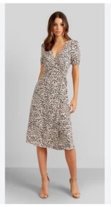 Kookai Dress Leaf Wrap Size 34/6 Black Cream Short Sleeve Knee Length - Picture 1 of 15