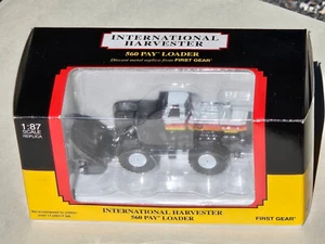 FIRST GEAR 1:87 INTERNATIONAL HARVESTER 560 WHEEL LOADER SUNRISE MINING - Picture 1 of 3