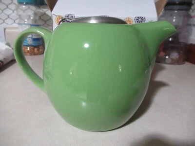 30 oz Green Teapot Infuser Porcelain w Stainless Steel Lid New in Box by BIA - Image 1 of 4