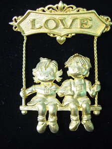 "JJ" Jonette Jewelry Gold Pewter 'LOVE ~ Boy & Girl on Swing' Pin - Picture 1 of 1
