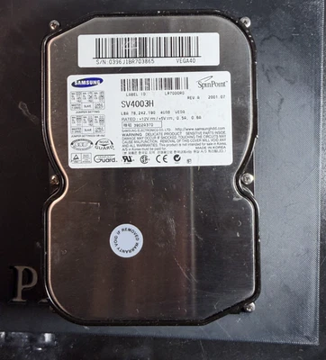 Disco duro interno Samsung Spinpoint SP4003H 40 GB IDE 5400 RPM 3,5" Foto 1 de 4