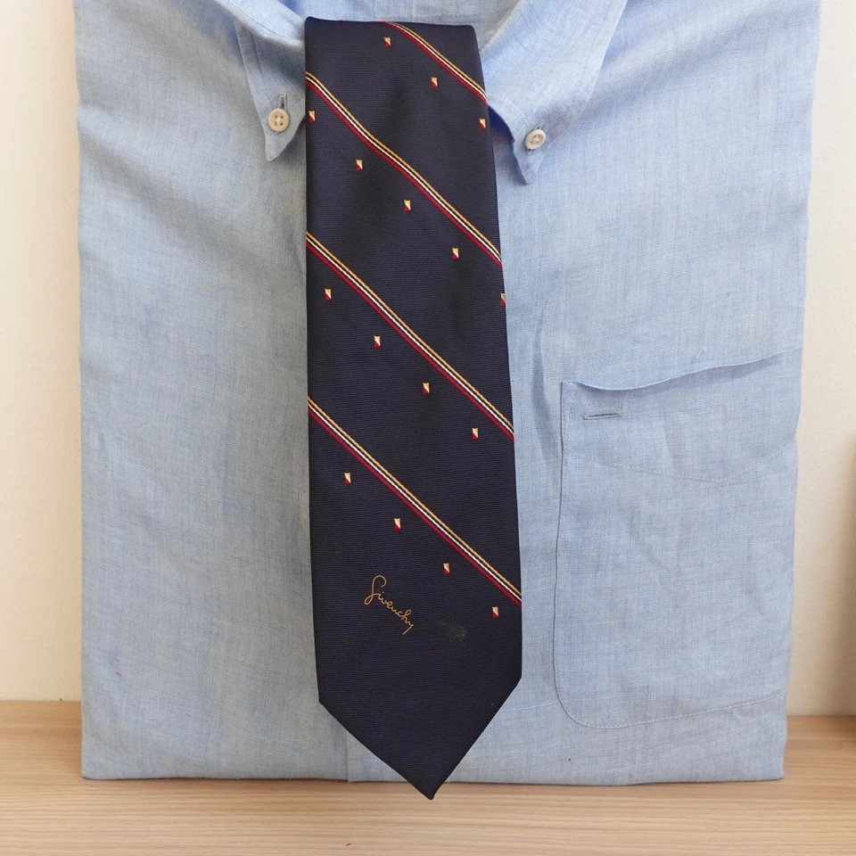 Corbata Givenchy Paris Cuello Hombre Azul Rayas Oscuras Seda Logo Inicial Formal Caballeros Foto 1 de 4